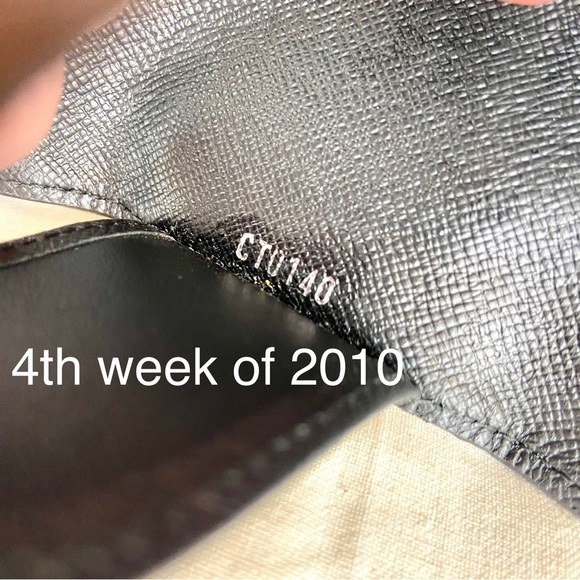 Louis Vuitton Macagascar key case holder with wristlet Keychain bracelet - Picture 11 of 14